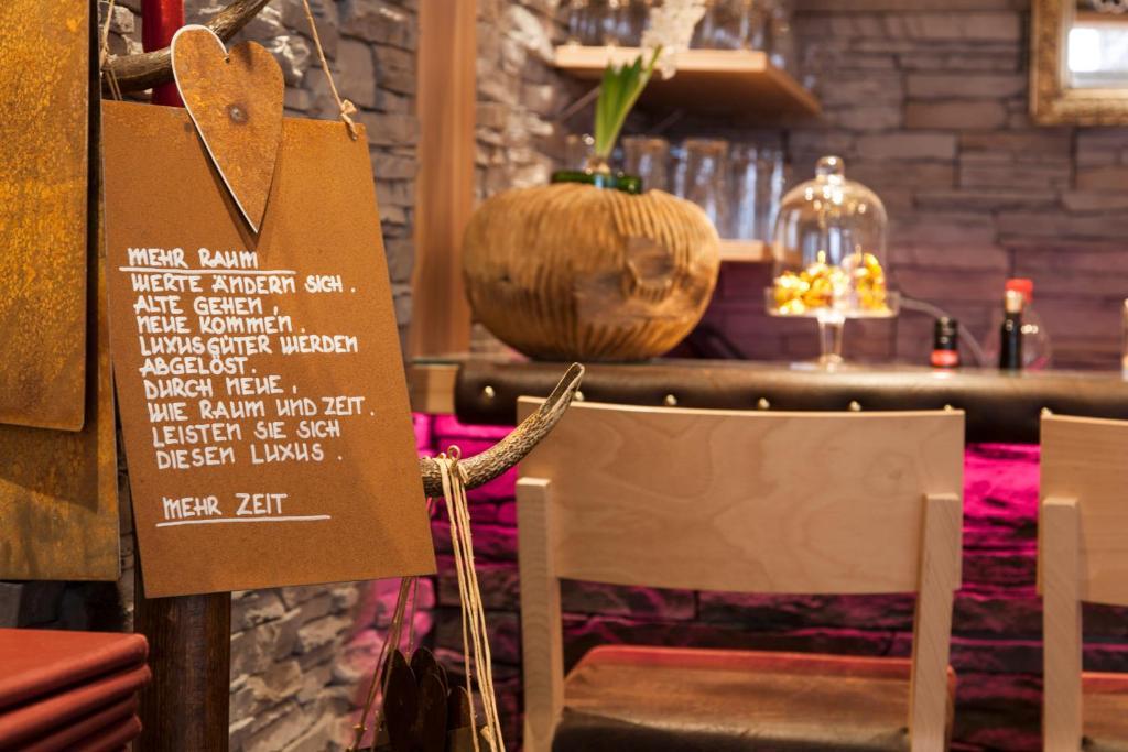 Am Dorfplatz Suites - Adults Only Sankt Anton am Arlberg Exterior foto